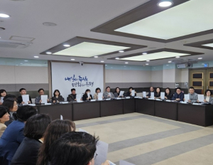 은평구, 간부공무원 ‘쓰레기 분리배출 실천 서약’ 동참