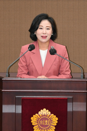 서울시의회 이새날 의원, “서울 문화 불균형 해소하고‘ 새로운 실버세대’위한 고품격 문화 복지 확대해야”