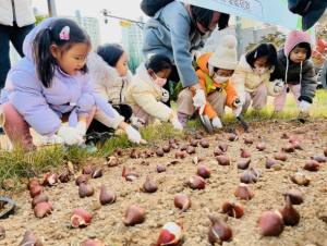˝함께 키우니 든든˝ 영등포구, `모아어린이집` 8개 공동체로 확대