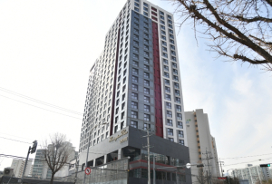 풀뿌리 문화복합 공동체 공간으로 진화하기엔 좁고 낡은 주민센터...청년안심주택 기부채납활용...노원구 상계10동 주민센터 확장 이전