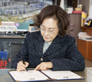 `온(ON)이음새`로 이어지는 회복...용산구, 퇴원환자 지원 협약 체결