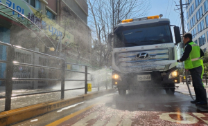 서초구, `새봄맞이 대청소`로 도심 환경정비 마무리