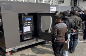 ˝서울시·현대차도 감탄했다˝ 금천구, 전국 최초 `먼지 먹는 수소차` 시연