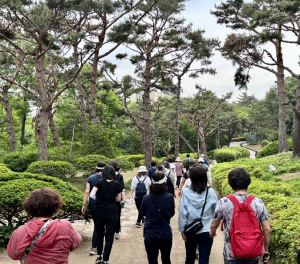 용산구, 남산공원 걷기 챌린지 운영…`봄빛따라 남산길 걸어봄`