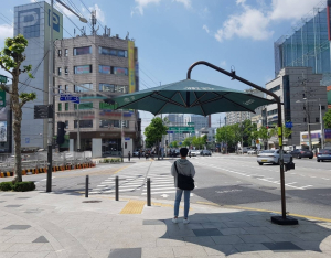 중랑구 `무더위 그늘막` 가동, 폭염 선제 대응