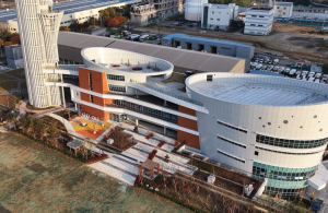 환경과 기술을 담은 공간 혁신…강동구 자원순환센터, `2026 그린빌딩 어워드` 건축물 부문 수상