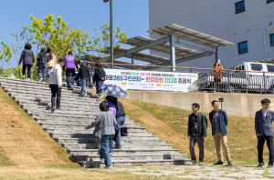 한강이 가까워졌다! 마포구, 마포365구민센터~한강 잇는 잔디로 개통