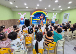 “마술쇼가 유치원으로!”…동대문구, 유아 맞춤형 문화예술 공연 지원