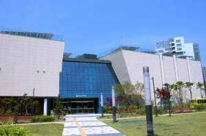 강서구 마곡안전체험관, 덮쳐오는 지진·해일...입구부터 실감 나는 안전교육 시작
