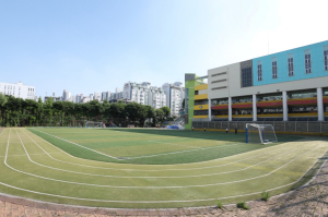강남구, 학교 운동장 개방 23곳으로 확대…4년 만에 4배