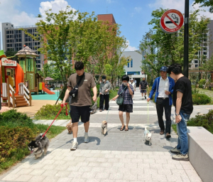 성북구 장위3동, 반려견 산책교실 운영…성숙한 펫티켓 문화 확산