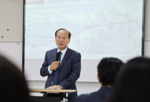 청년 정책, 일본 사례로 해법 모색...마포구청장직 인수위 특강