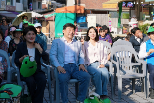 강북구의회 정초립 의원, 장미원골목시장 간담회 및 야시장 방문으로 소통 행보 지속