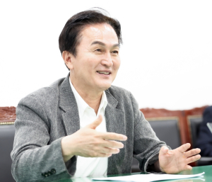 류삼영 동작구청장 1호 결재 `재개발‧재건축 등 사업 촉진 방안`