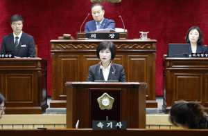 제10대 서울 강서구의회 출범...35년 의정사 첫 여성 의장 탄생