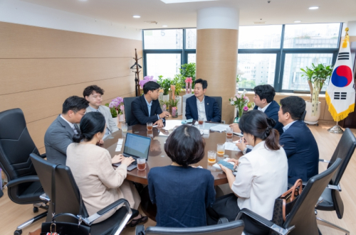 강남구의회 이재진 의장, 눔 (Noom) 정세주 의장 접견 및 간담회 개최