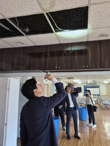 강서구의회 최세진 운영위원장 · 박주선 의원, 노후 종합사회복지관 현장 점