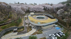서초구 방배숲환경도서관, 국내 공공도서관 최초 `지속가능발전목표 우수사례` 등재