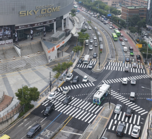 구로구, 동양미래대 앞 대각선 횡단보도 운영 시작