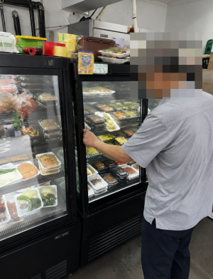 성북구 정릉1동, ˝반찬 안 찾아가면 안부 확인˝…고립가구 살핀다