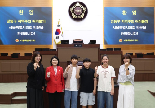 서울시의회 박춘선 의원, 초등학생과 본회의장서 ‘질문으로 만나는 의회’