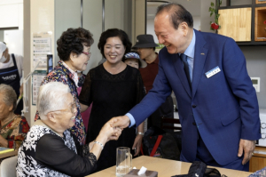 경로당 운영도 AI 시대! 마포구, 어르신 수고로움 던다